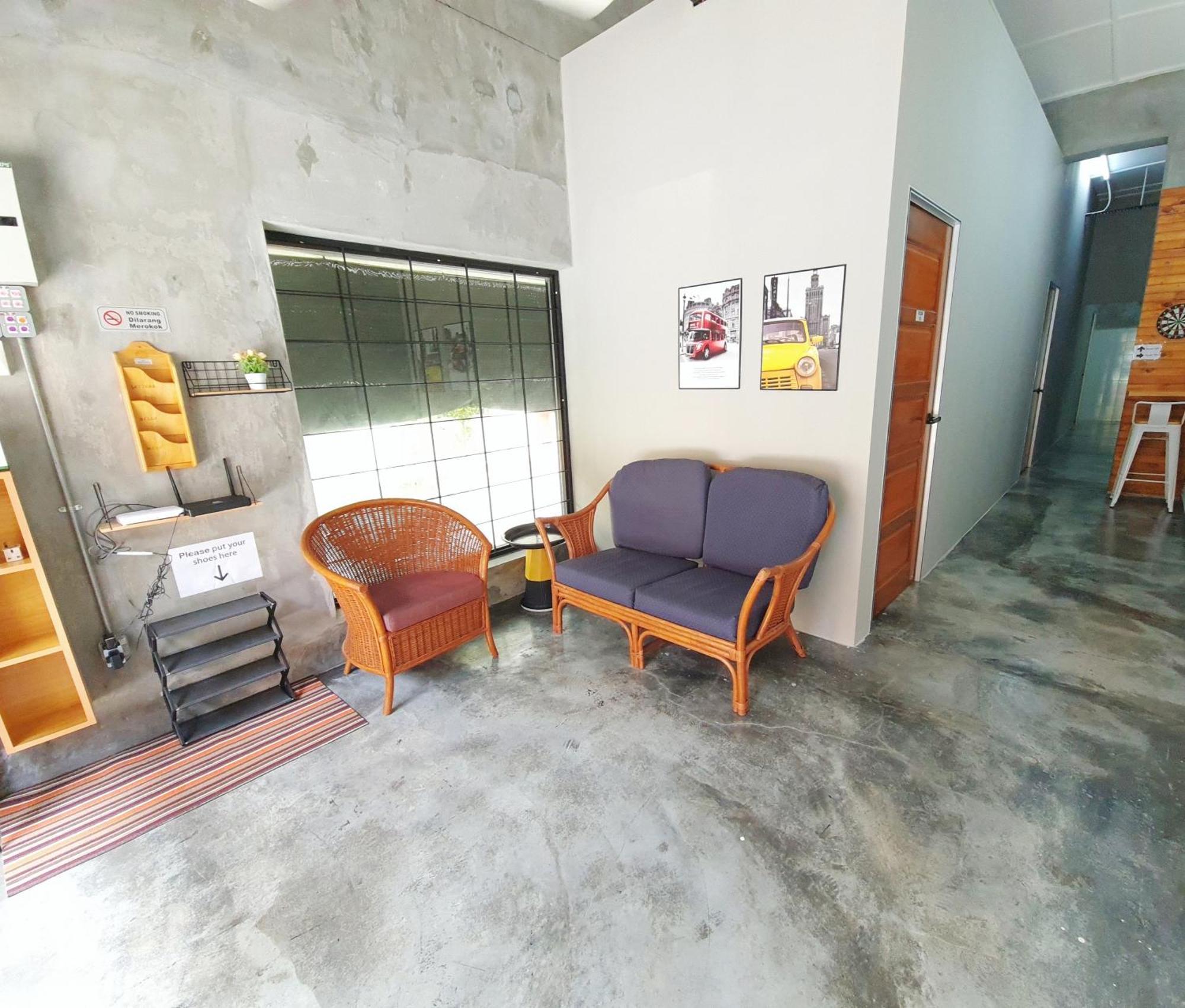 Lot 85 Seremban Town New Cozy Homestay Lobak Roomstay Exterior photo